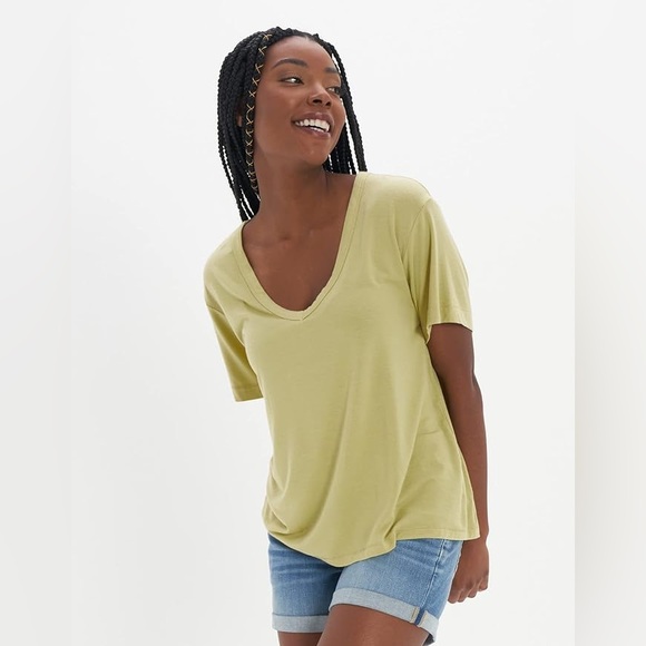 NWT American Eagle Soft & Sexy Oversized V-Neck T-shirt - Picture 1 of 14